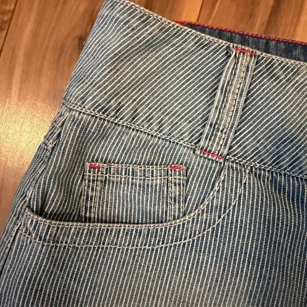 👖 l.e.i. Chelsea Low Rise Denim Mini Skirt - Size 13 - Picture 2 of 8